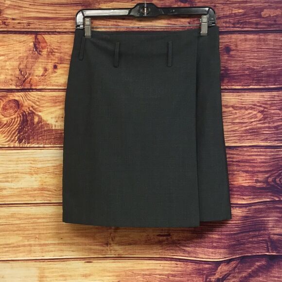 Gucci Silk/Wool Blend Grey Mini Pencil Skirt - Picture 2 of 7